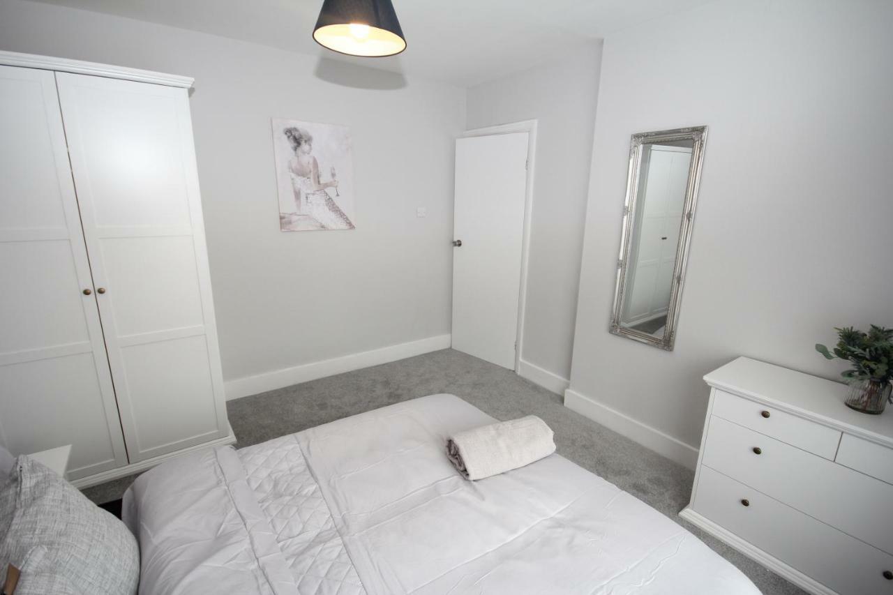 Вилла The Uxbridge House Экстерьер фото